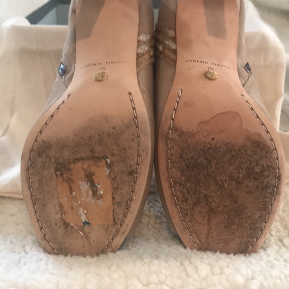 Cynthia Vincent Suede Peep toe shoe boots. - Picture 5 of 9